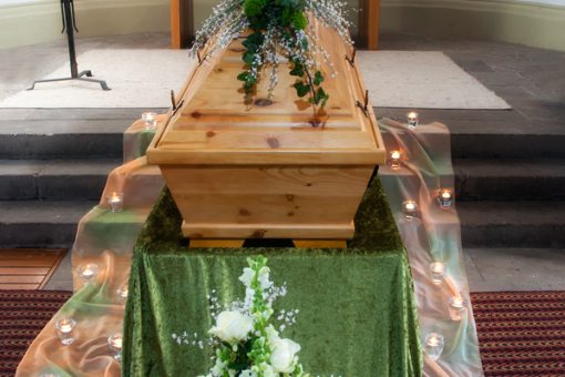 Comment habiller un mort ?
