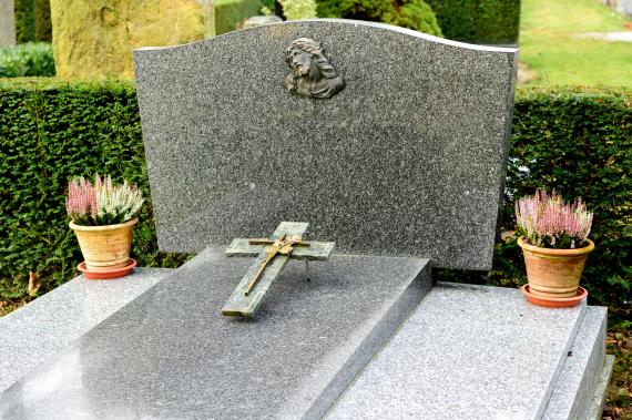 Conseil pratique pour choisir un monument funéraire
